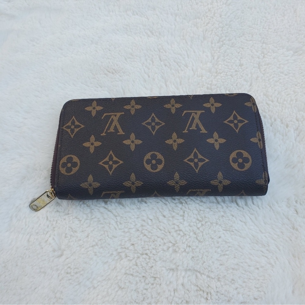 Louis Vuitton Monogram Brown Wallet